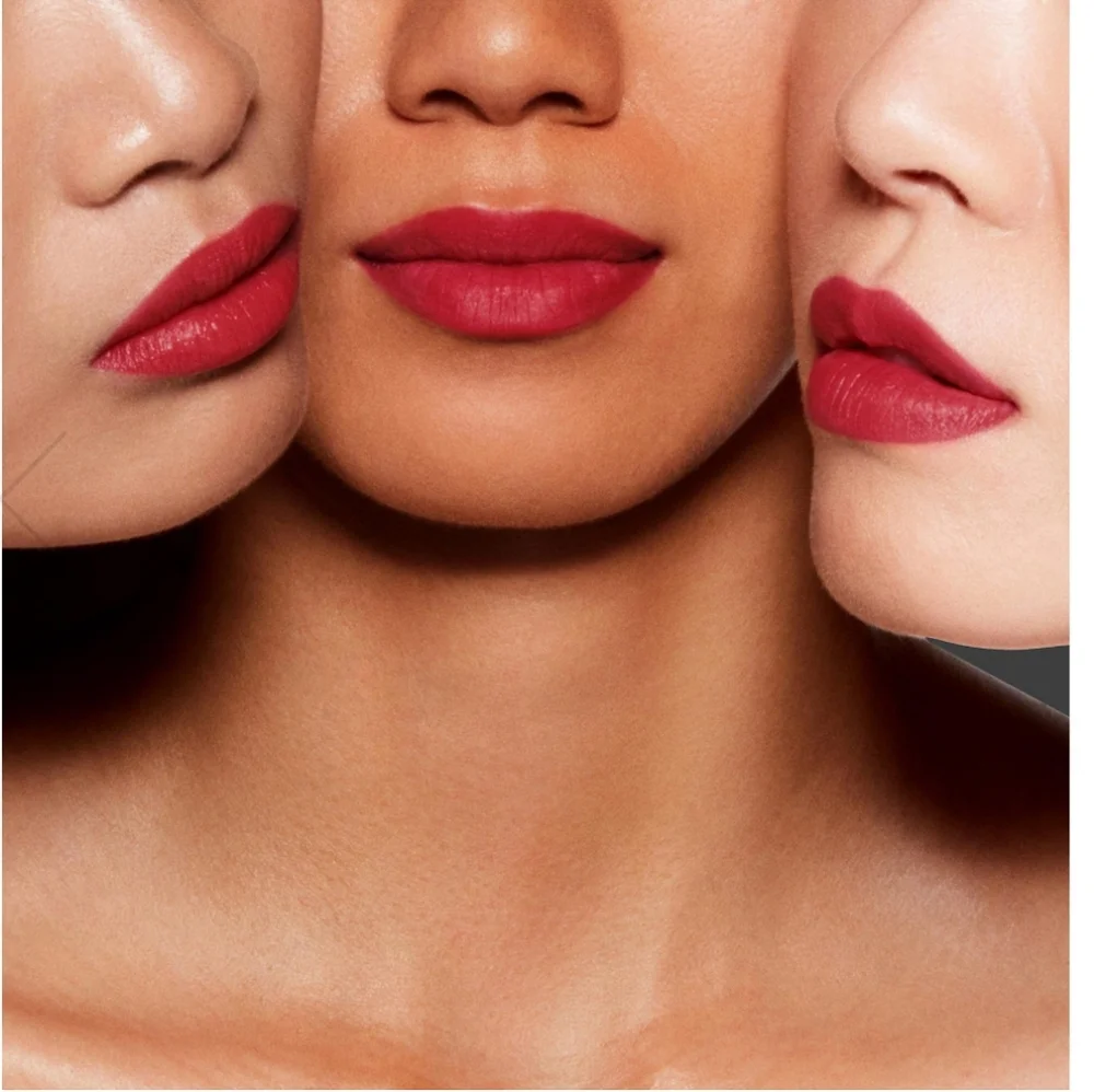 🌺Tom Ford Charmed Satin Matte Lipstick